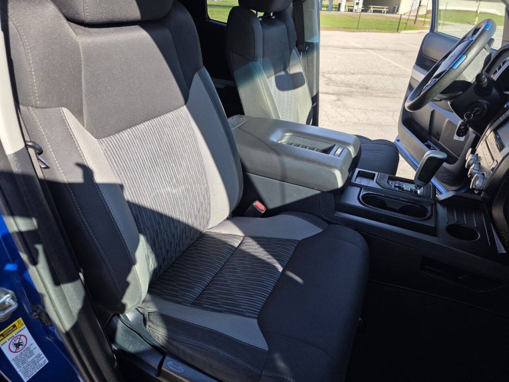2016 Toyota Tundra Image 27