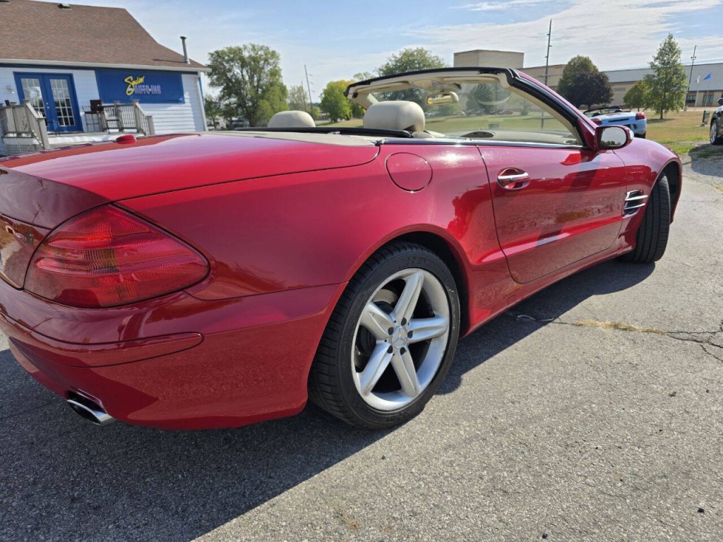 2006 Mercedes-Benz SL-Class Image 4