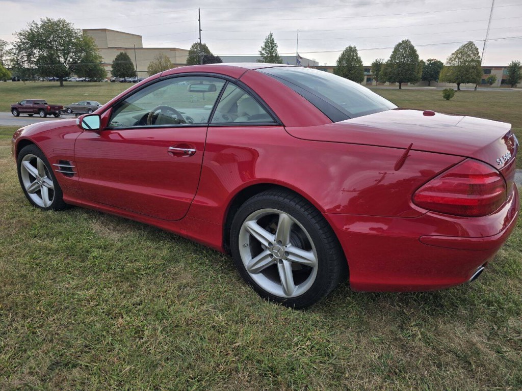 2006 Mercedes-Benz SL-Class Image 26