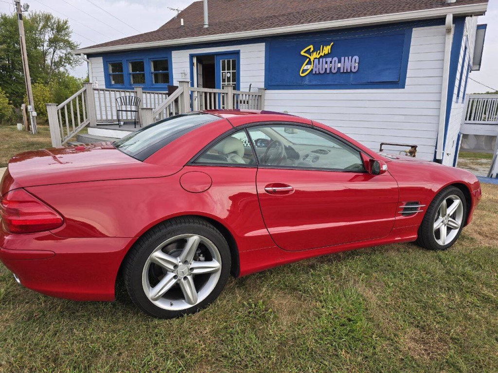 2006 Mercedes-Benz SL-Class Image 28