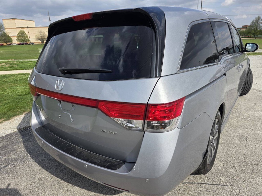 2016 Honda Odyssey Image 5