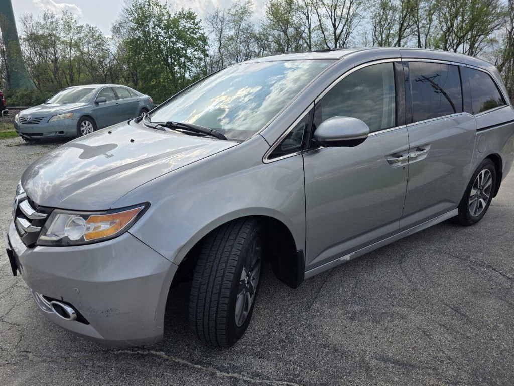 2016 Honda Odyssey Image 9