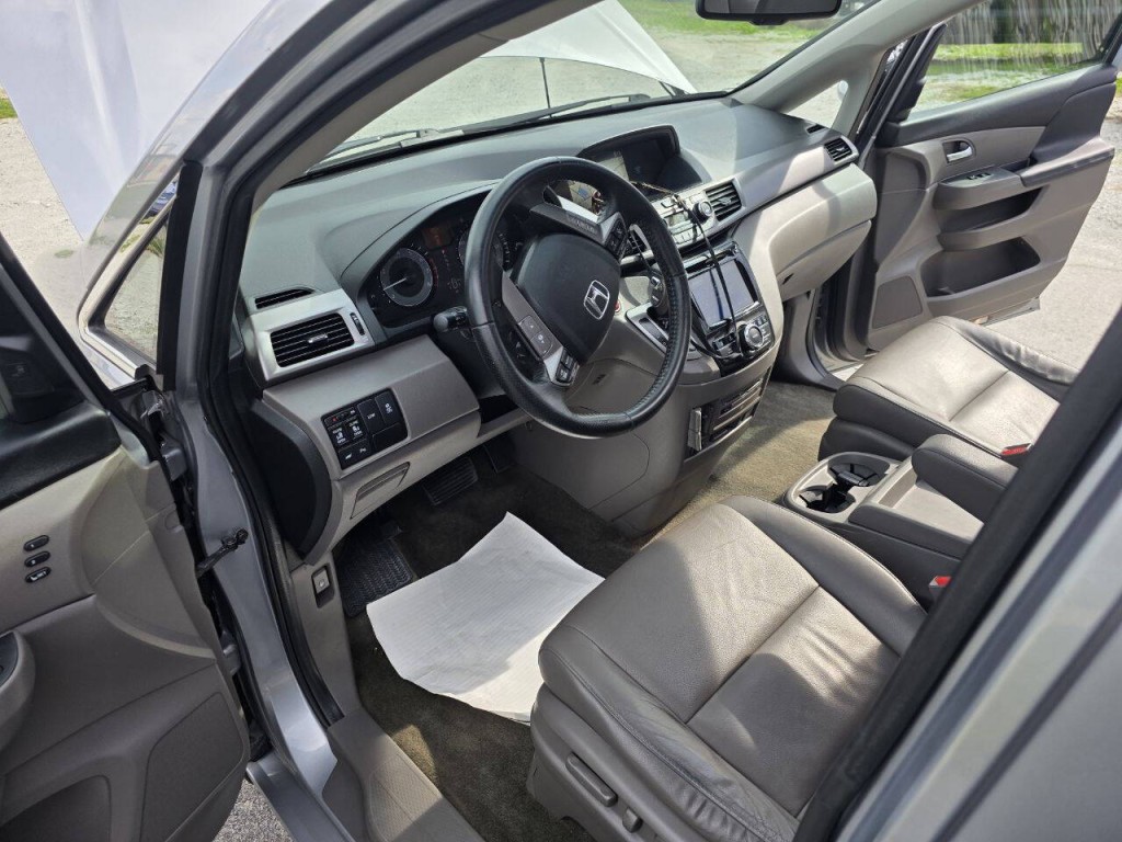 2016 Honda Odyssey Image 23