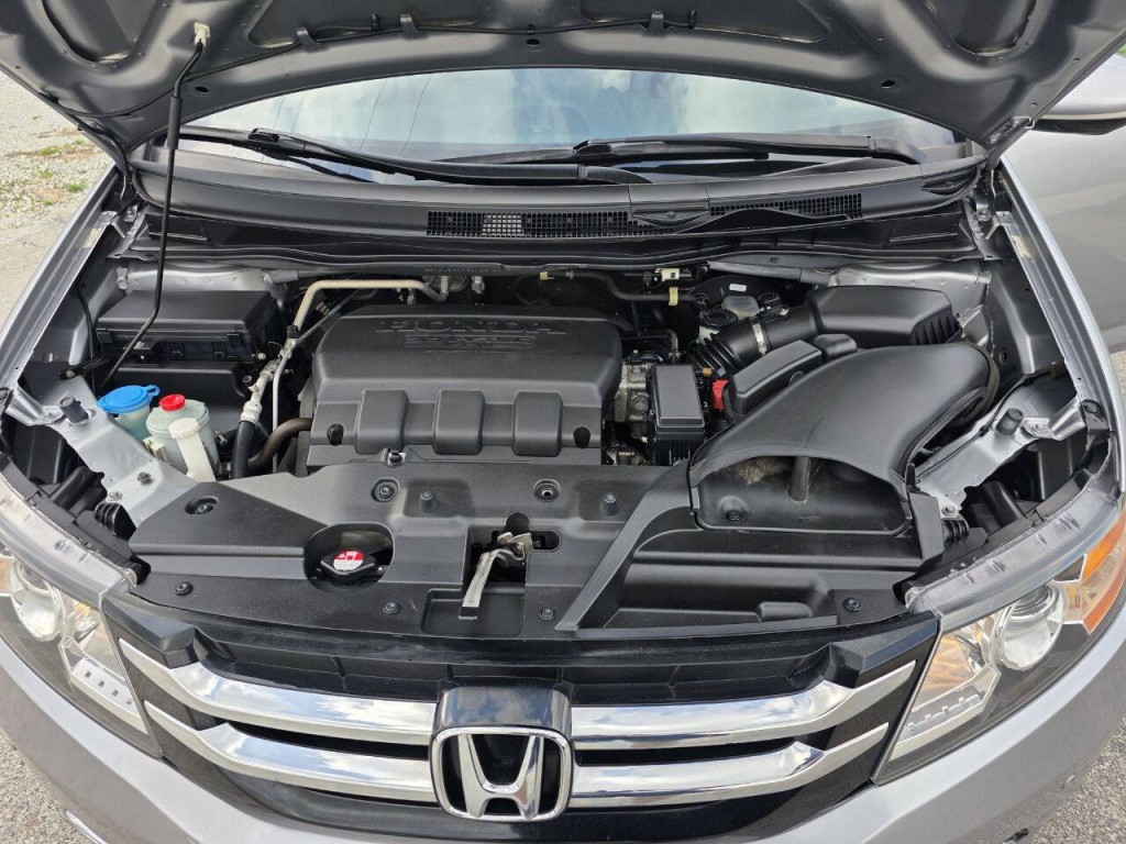 2016 Honda Odyssey Image 30