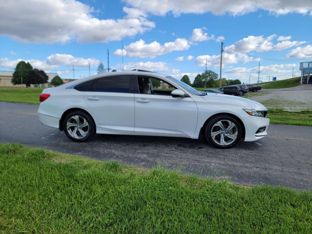 2018 Honda Accord Image 7