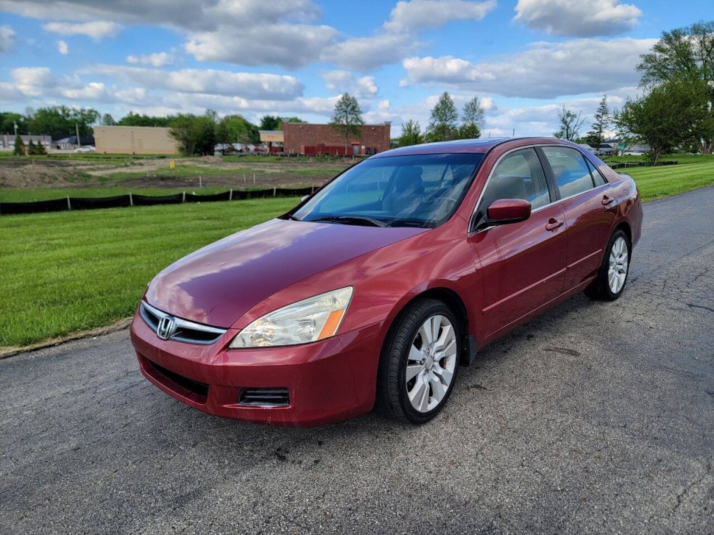 2007 Honda Accord Image 2