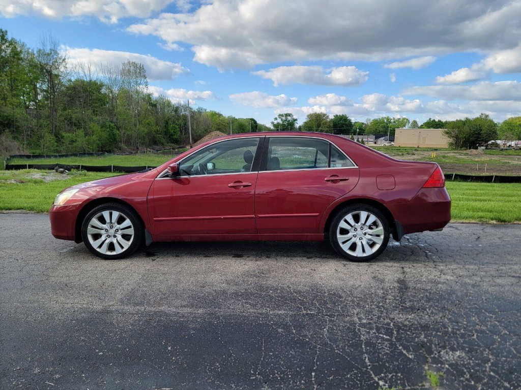2007 Honda Accord Image 11