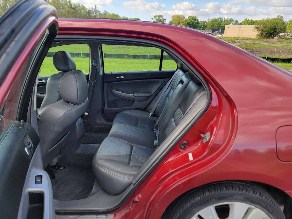 2007 Honda Accord Image 13