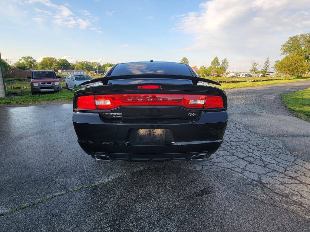 2014 Dodge Charger Image 8
