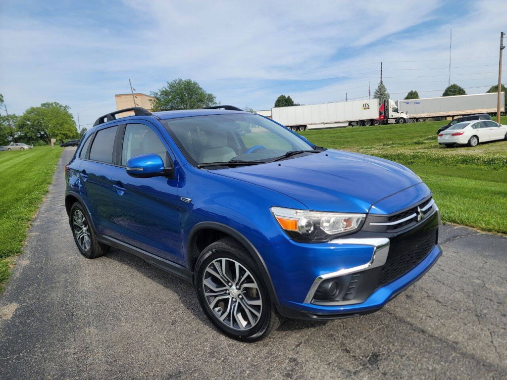 2019 Mitsubishi Outlander Image 4