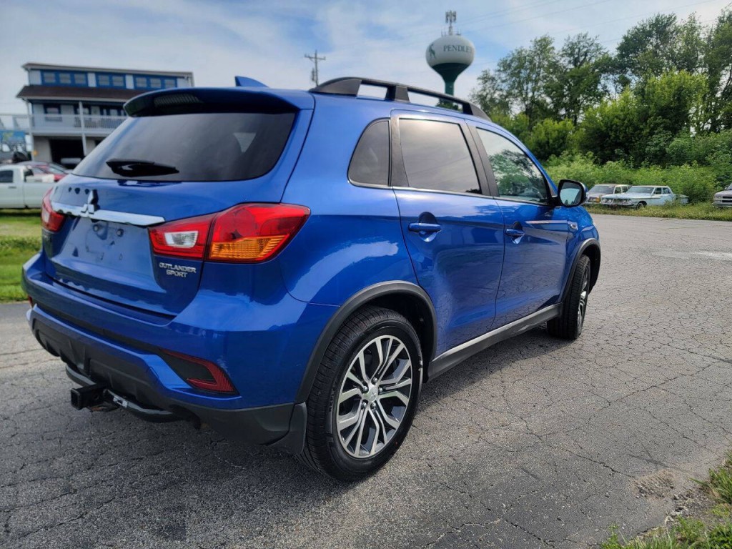 2019 Mitsubishi Outlander Image 7