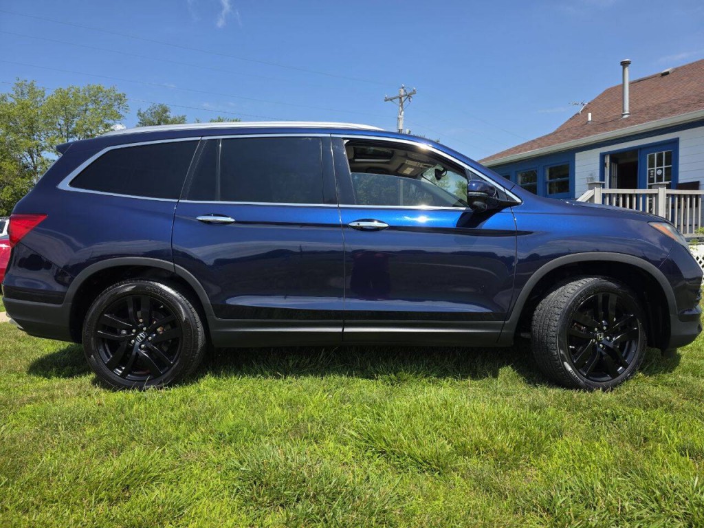 2017 Honda Pilot Image 3
