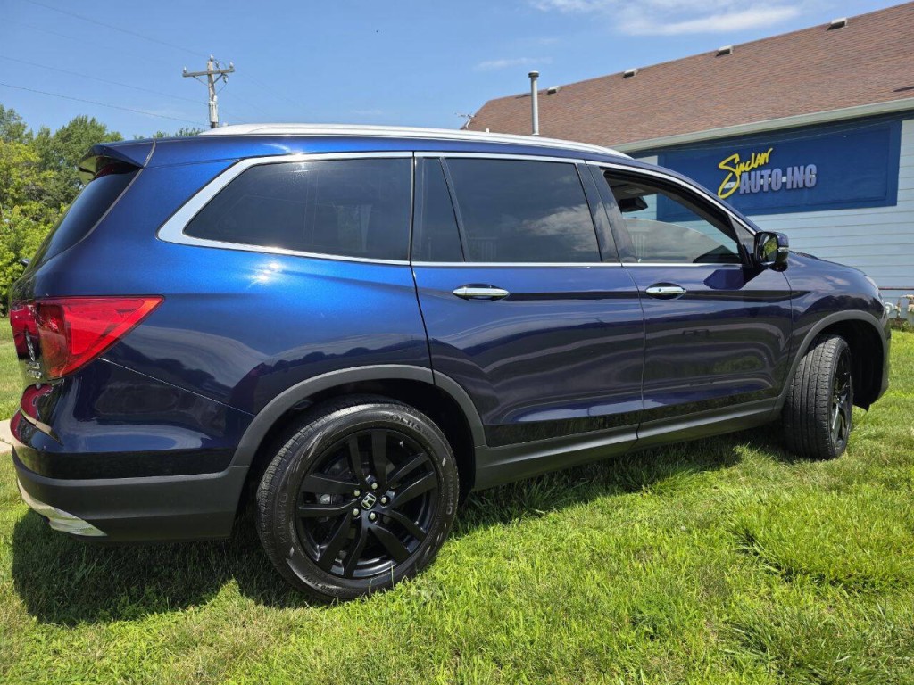 2017 Honda Pilot Image 4