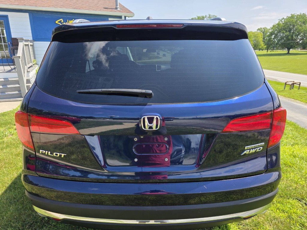 2017 Honda Pilot Image 6