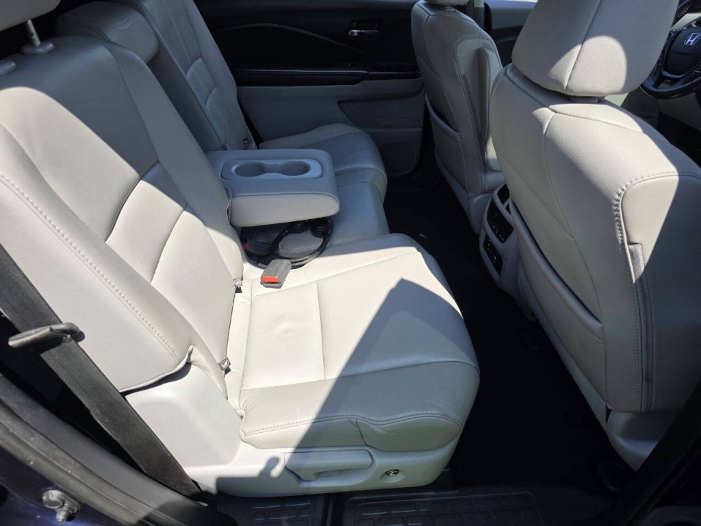 2017 Honda Pilot Image 15