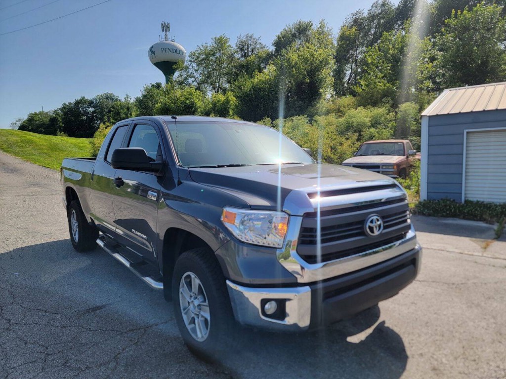 2015 Toyota Tundra Image 4