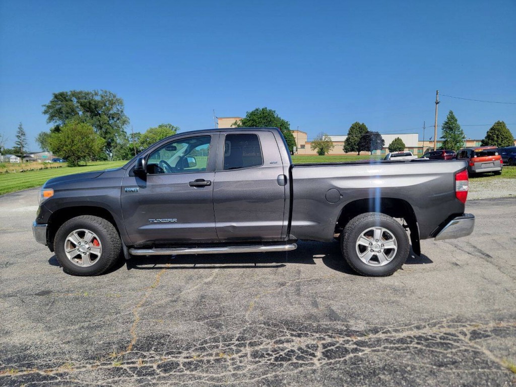 2015 Toyota Tundra Image 11