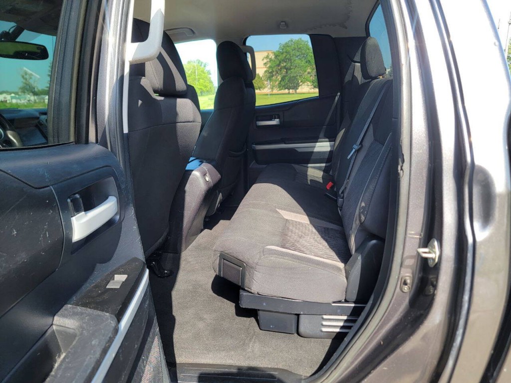 2015 Toyota Tundra Image 14