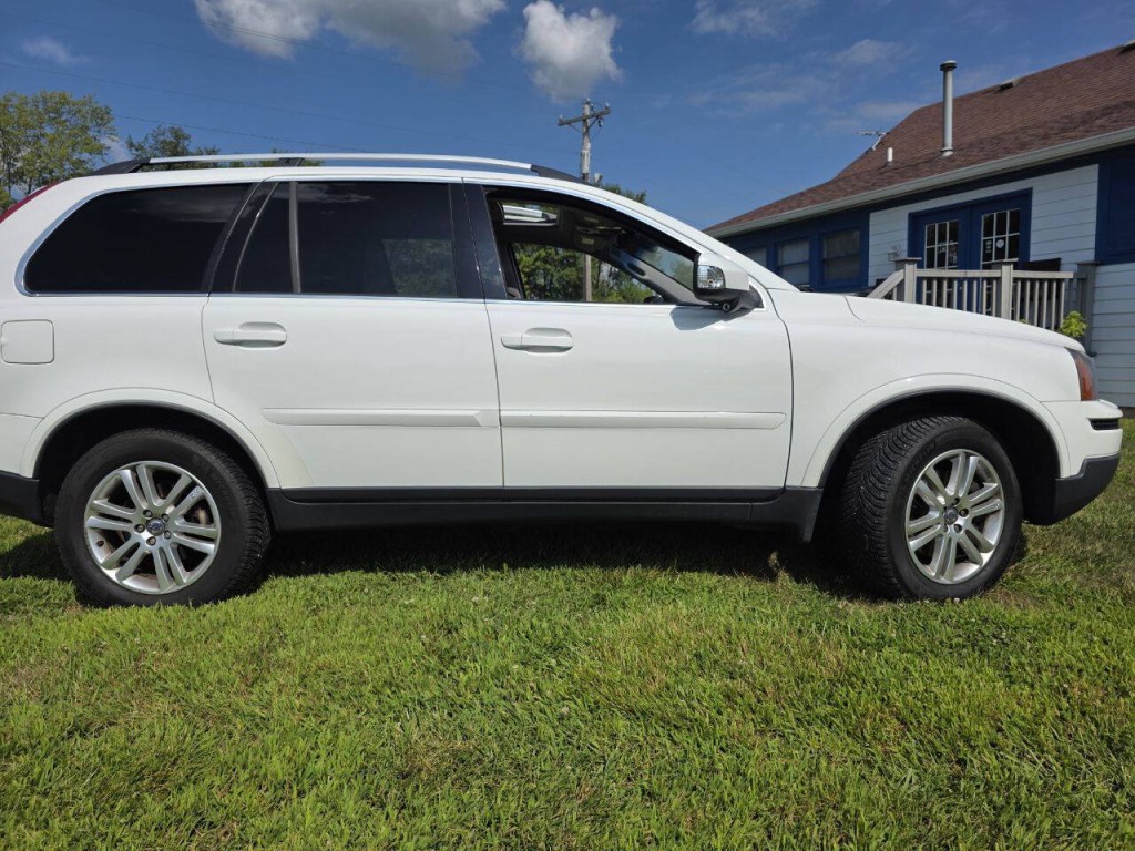 2010 Volvo XC90 Image 3