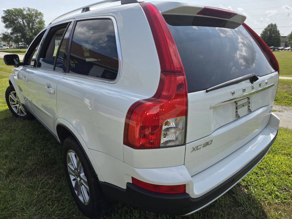 2010 Volvo XC90 Image 7