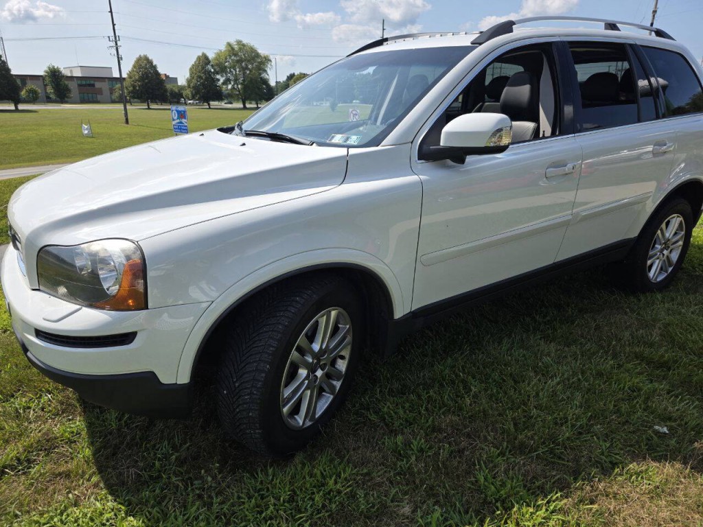 2010 Volvo XC90 Image 10