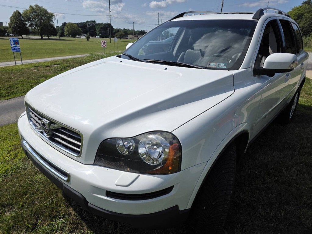 2010 Volvo XC90 Image 11
