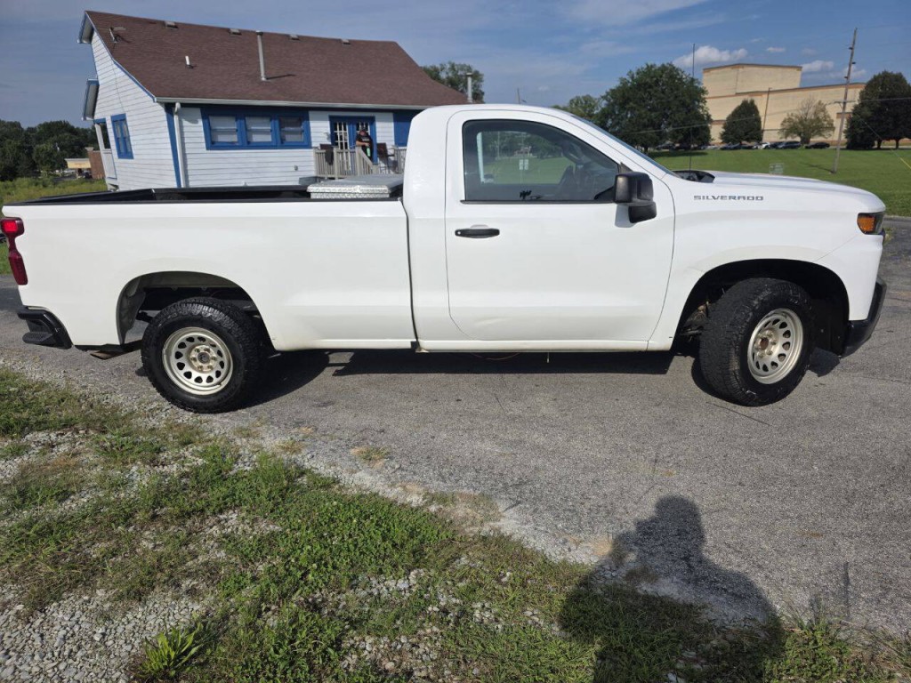 2019 Chevrolet Silverado 1500 Image 3