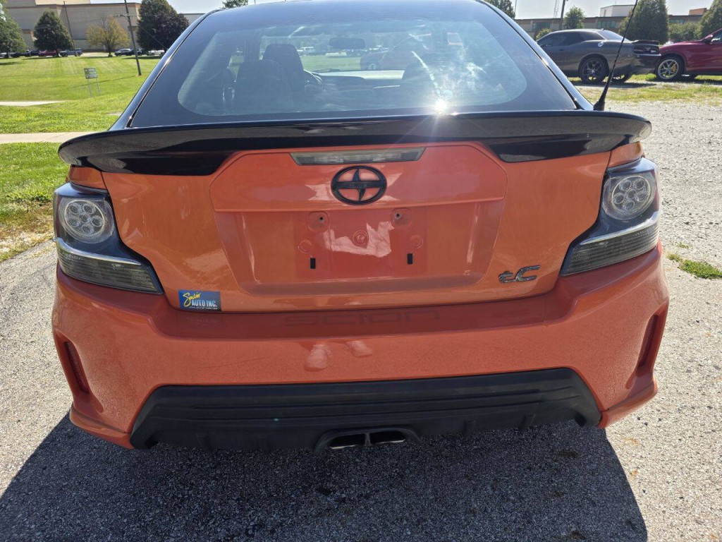2015 Scion tC Image 6