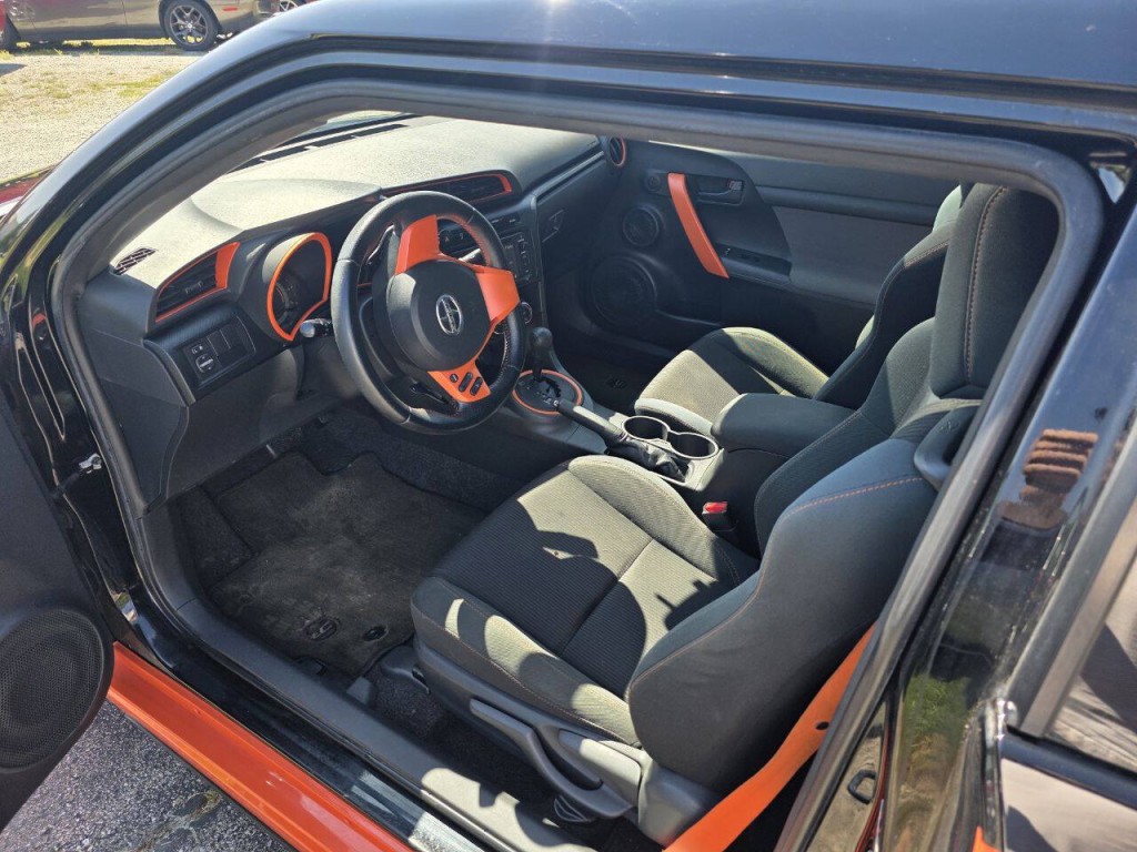 2015 Scion tC Image 19