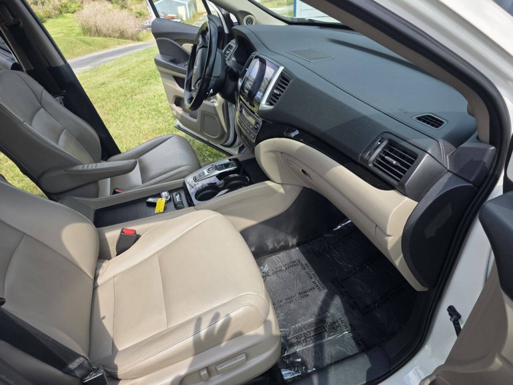 2016 Honda Pilot Image 14
