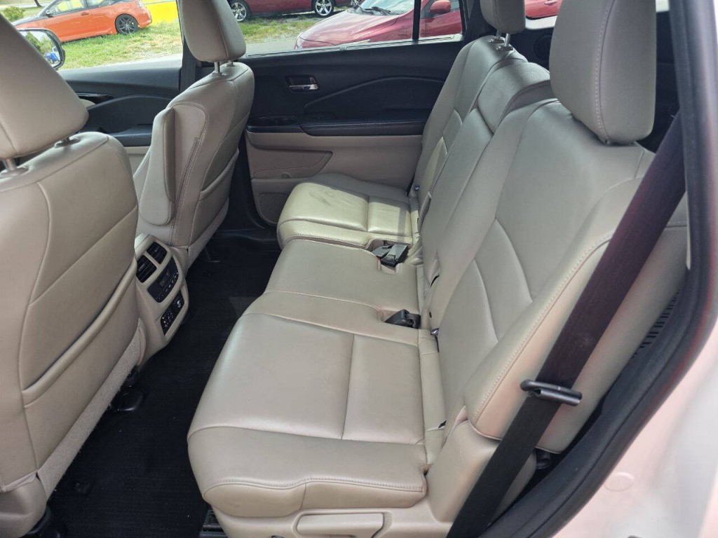 2016 Honda Pilot Image 20
