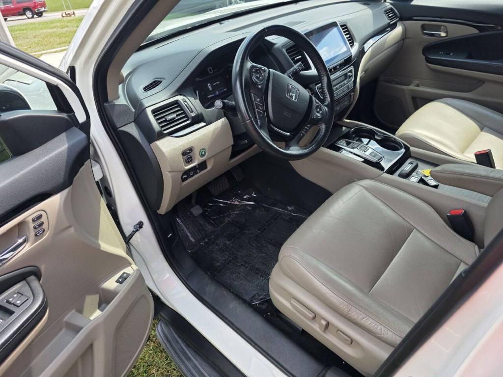 2016 Honda Pilot Image 21