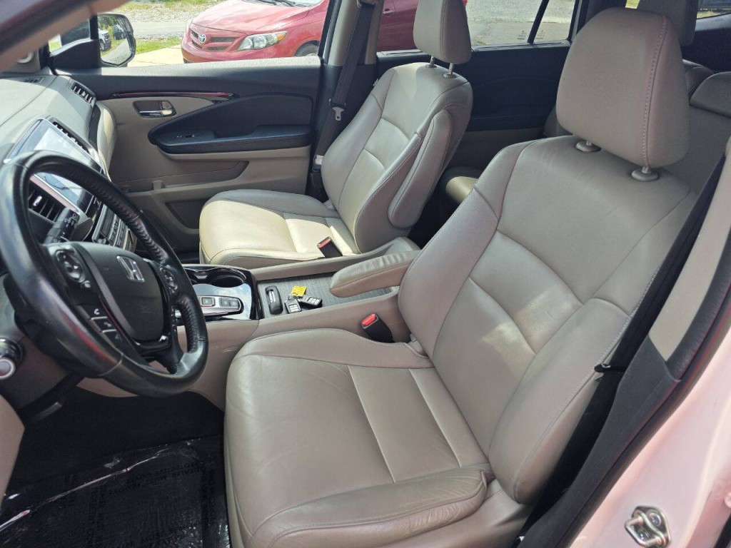 2016 Honda Pilot Image 22