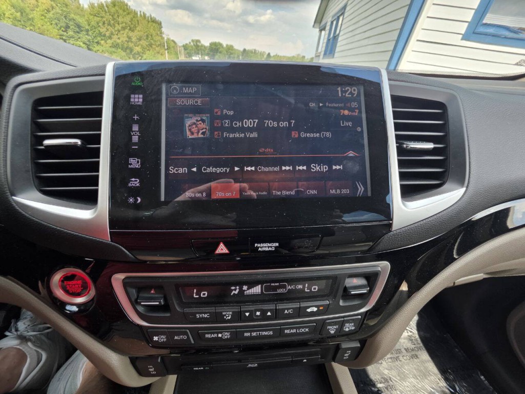 2016 Honda Pilot Image 29