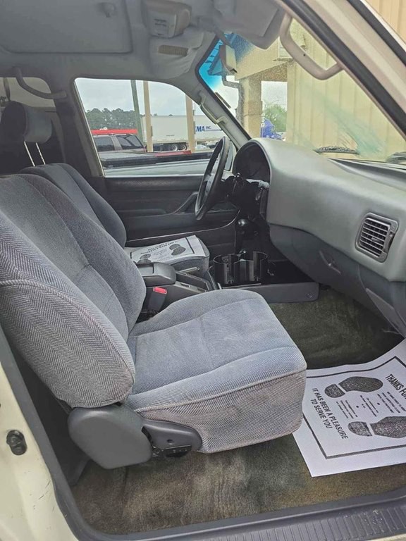 1994 Toyota Land Cruiser Image 9