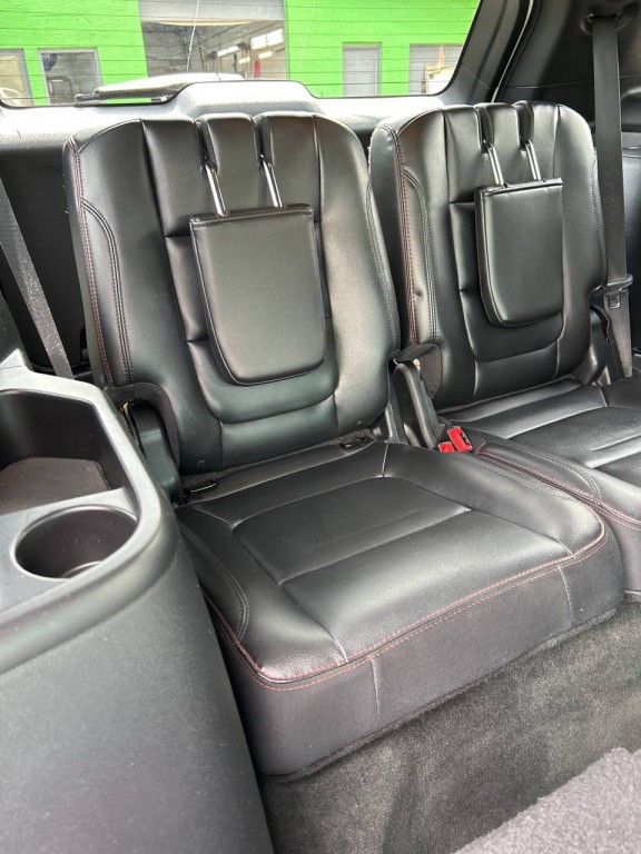 2016 Ford Explorer Image 27