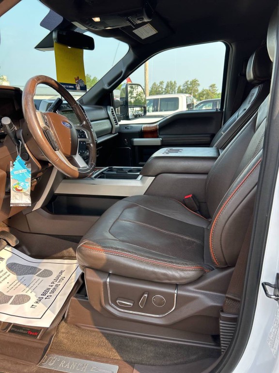 2017 Ford F-350 Image 9