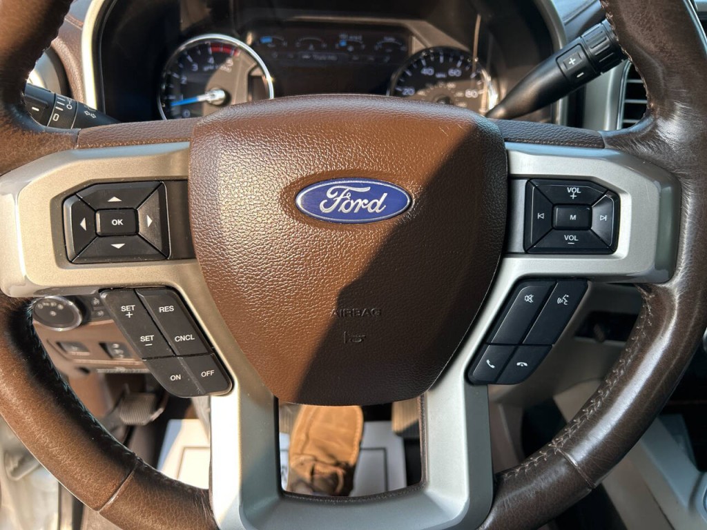 2017 Ford F-350 Image 16