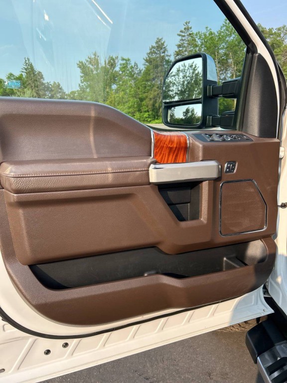 2017 Ford F-350 Image 20