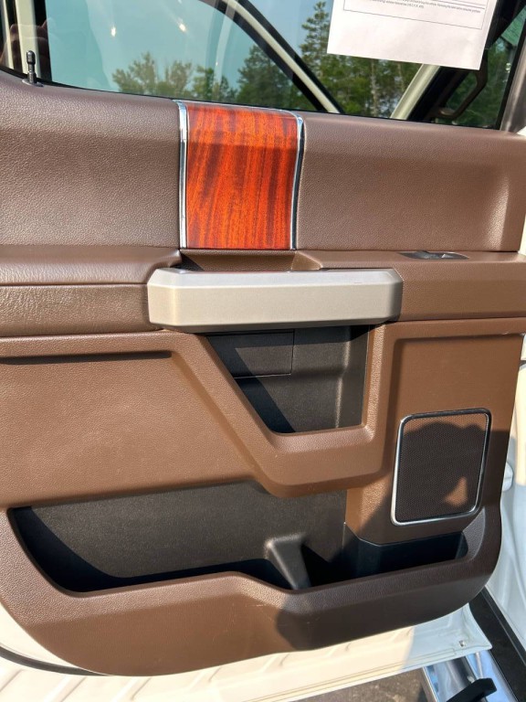 2017 Ford F-350 Image 23
