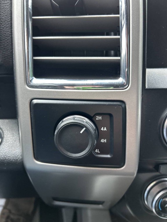 2015 Ford F-150 Image 16