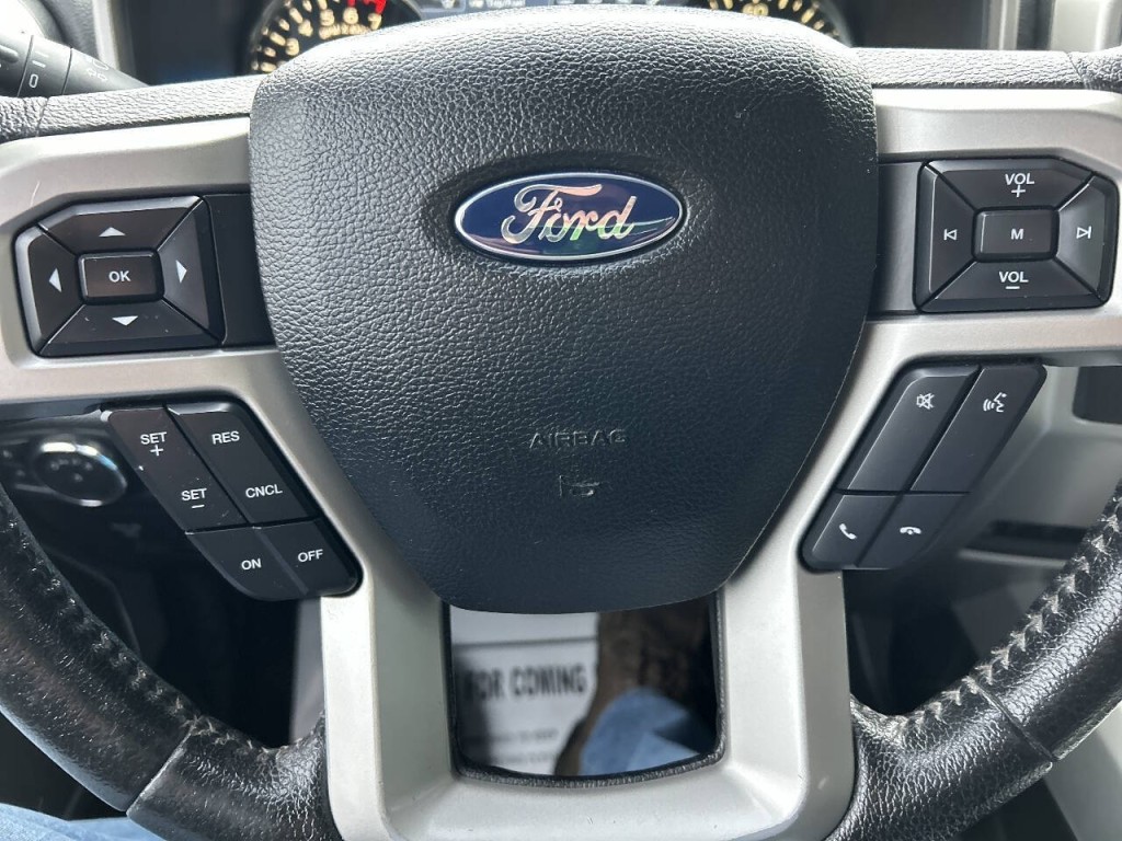 2015 Ford F-150 Image 18