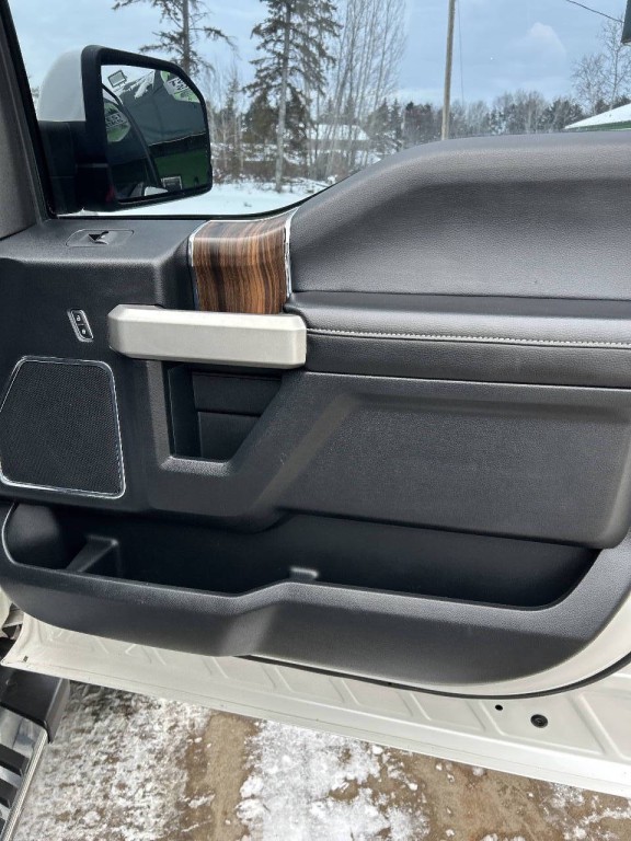 2015 Ford F-150 Image 26