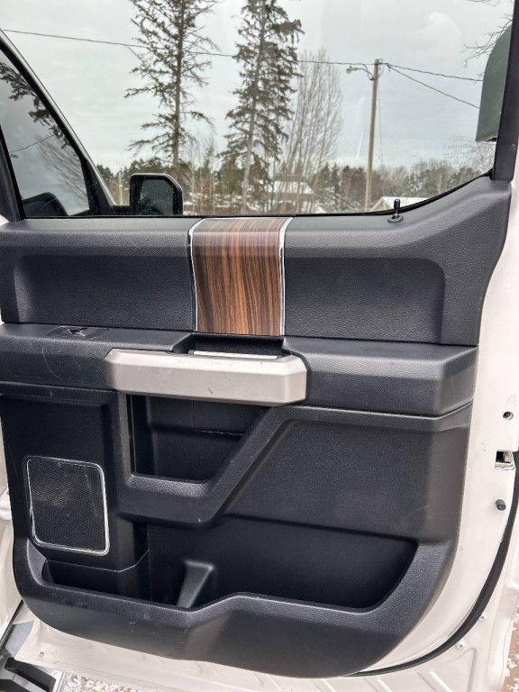 2015 Ford F-150 Image 29