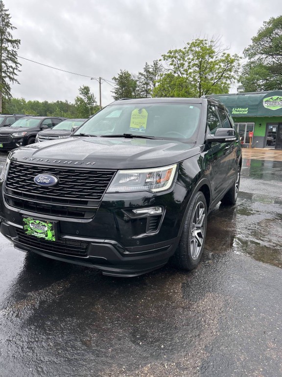 2018 Ford Explorer Image 2
