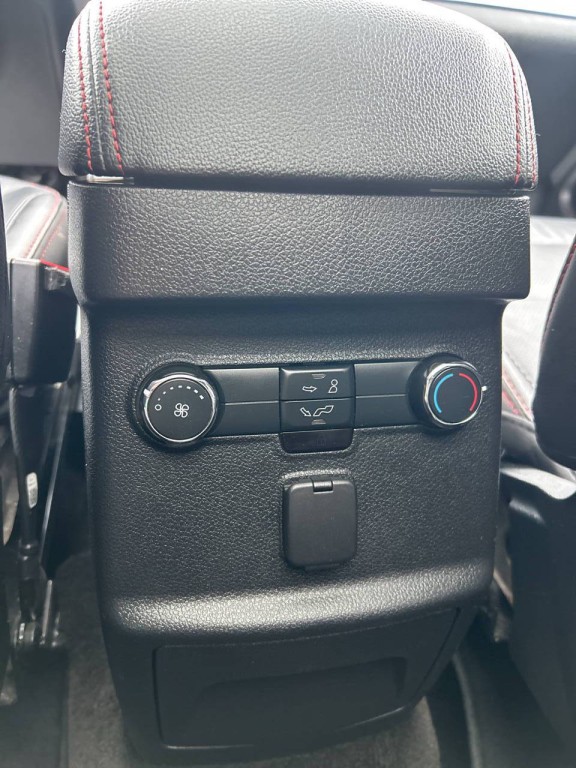 2018 Ford Explorer Image 20