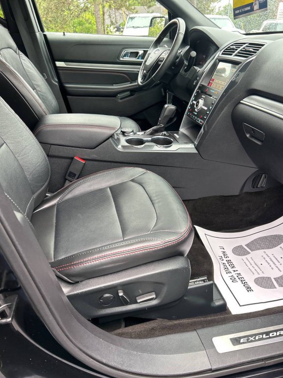 2018 Ford Explorer Image 24