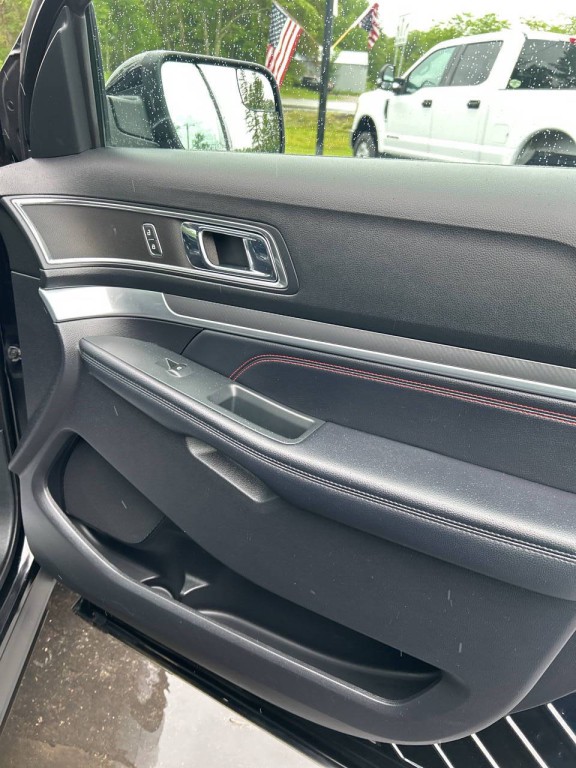 2018 Ford Explorer Image 27