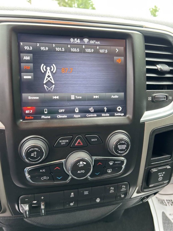 2018 RAM 1500 Image 12