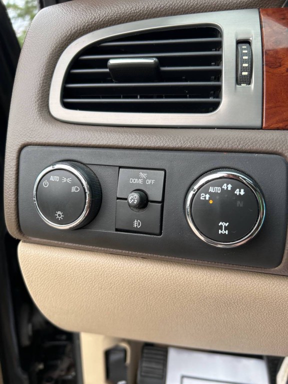 2011 Chevrolet Silverado 1500 Image 16